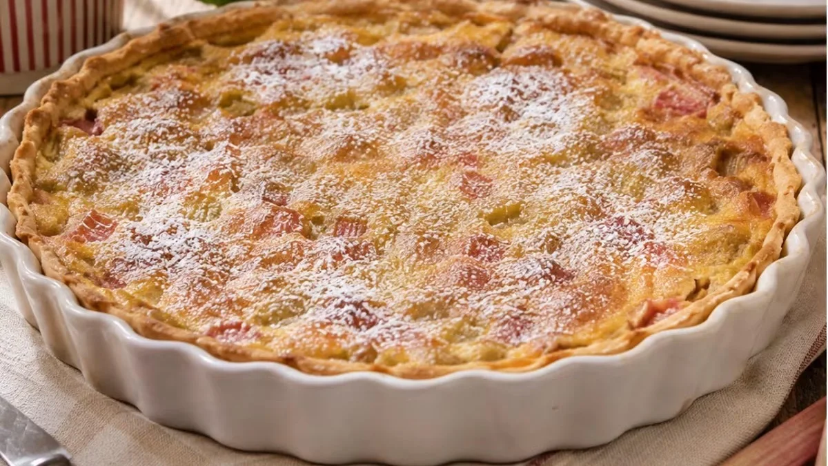 Tarte à la Rhubarbe Crémeuse de Mamie