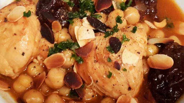 Poulet aux pruneaux et amandes façon tajine