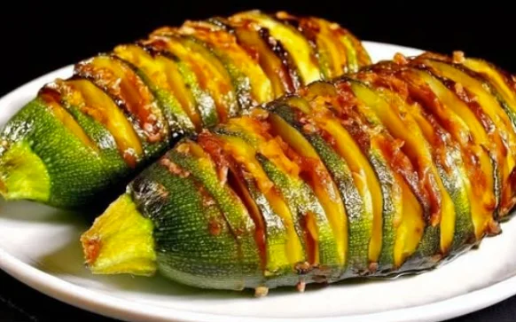 Courgettes Hasselback à l'Air Fryer : Fondantes, Croustillantes et Ultra Gourmandes
