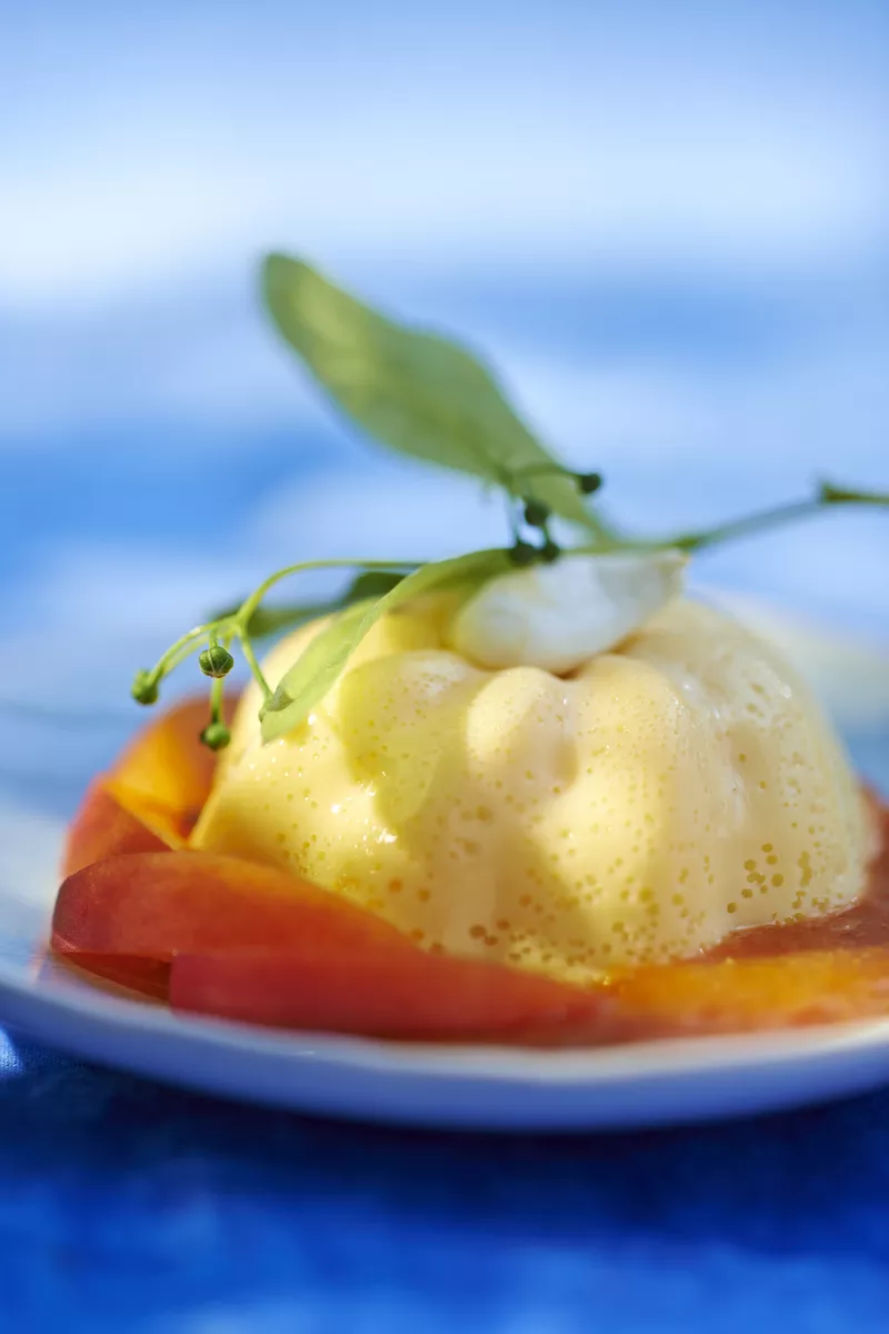 Crème aux œufs et aux abricots