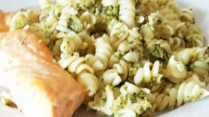 Pâtes au saumon et aux brocolis