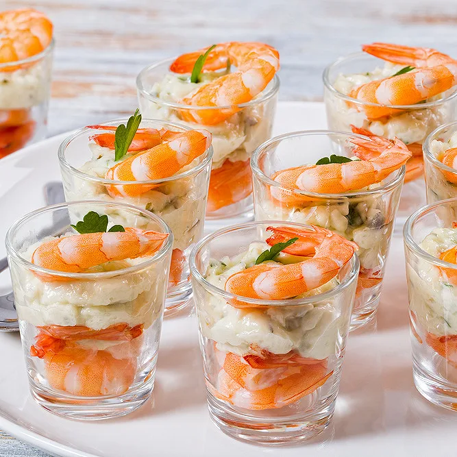 Verrines de crevettes à la mousse de concombre