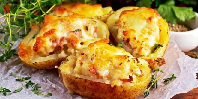 Pommes de terre farcies au gruyère, jambon