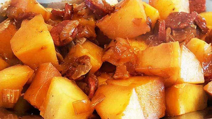 Pommes de terre sautées au chorizo