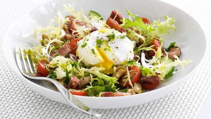 Salade Lyonnaise