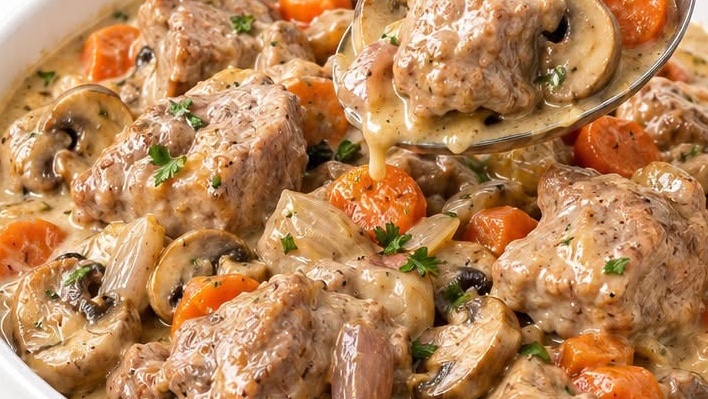 Sauté de veau, sauce onctueuse au vin blanc