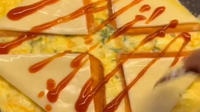 Sandwich œuf et fromage du matin paresseux