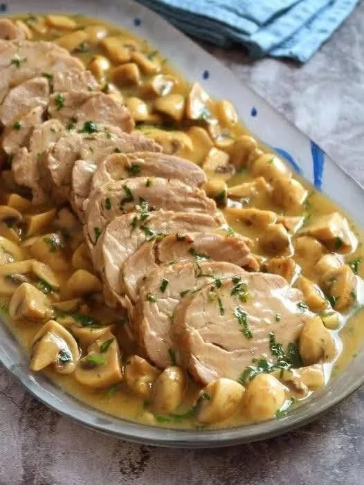 Filet de bœuf à la crème et à l'ail