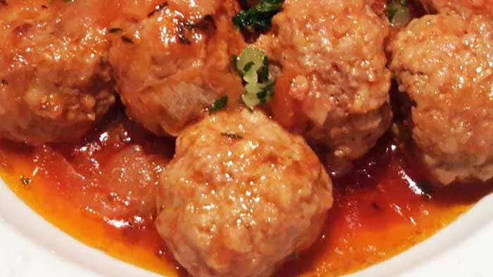 Boulettes de veau à la tomate et herbes de Provence