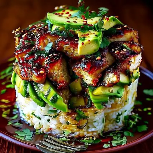 Poulet au miel et citron vert, riz à l'avocat : un plat solaire, tendre et parfumé