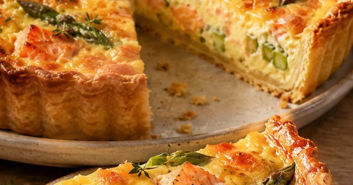 Quiche aux asperges et au saumon