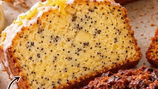 Cake citron–pavot