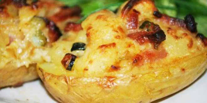 Pommes de terre farcies au bœuf