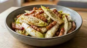 Endives et lardons déglacés