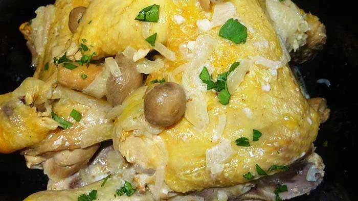 Cuisses de poulet aux champignons