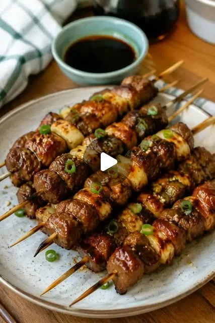 Brochettes de bœuf au fromage façon yakitori – sauce yakitori maison