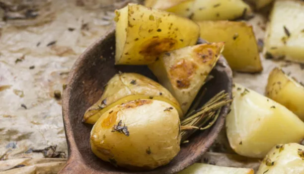 Pommes de Terre Rôties à l'Ail et au Persil